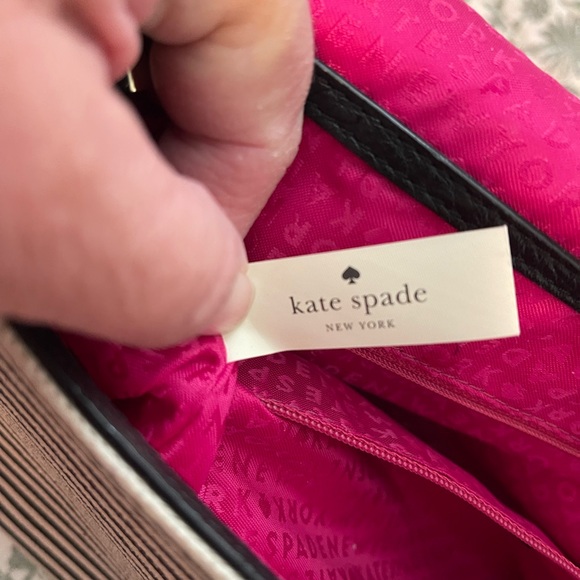 Kate Spade Striped Bag With Adjustable Strap - Picture 7 of 8